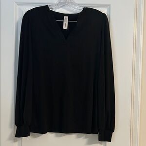 Chic Black V-Neck Top